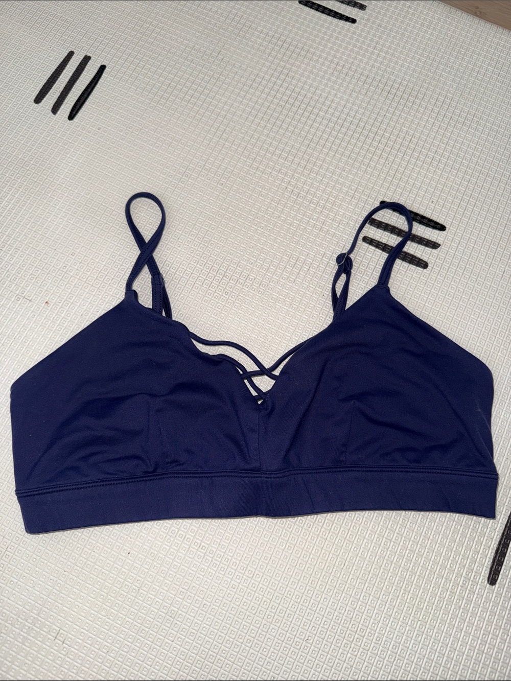 Alo sports bra